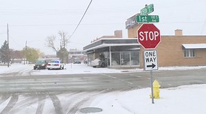 Car crashes through Collins & Stone Funeral Home in Rockford