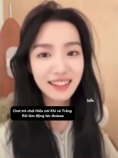 Khỉ Buồn và Trăng: Câu Chuyện Thú Vị