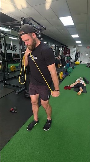 Build Stronger Arms with Tricep Extensions