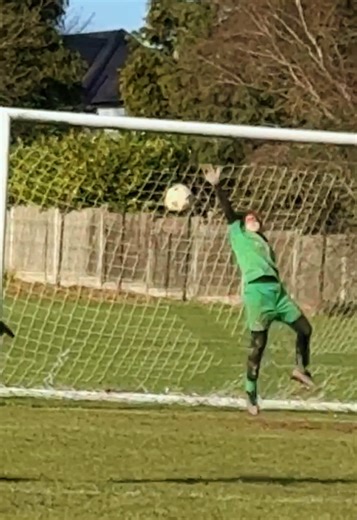 Save Like a Pro: Top Goalkeeper Tips and Techniques