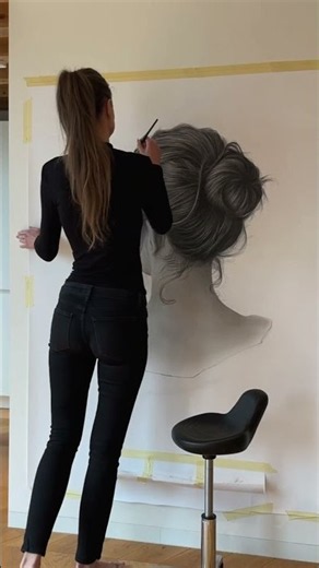 my charcoal and graphite drawings✍️