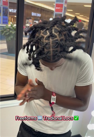 Exploring Freeform and Traditional Locs