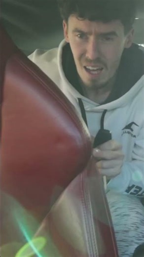 MY SEAT MOVING BUTTON STOPPED WORKING 😳 #funny #vlog #cartok