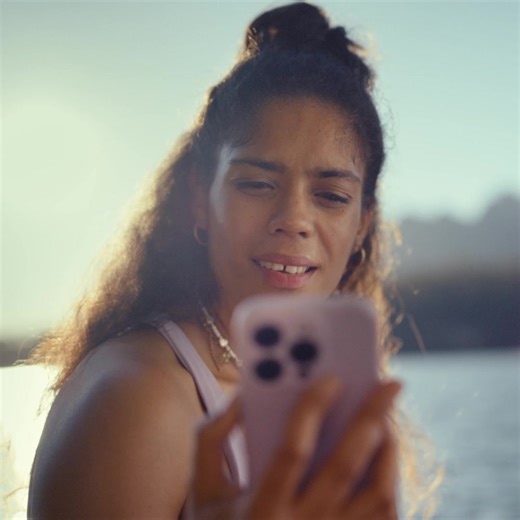 Introducing Discovery AI. It can easily analyse transactions, help you manage budgets and show your financial trends over time. It can also remind you to have enough funds to cover your debit orders. And it helps reward you for managing your money well! Discovery AI is available to enhance your overall #DiscoveryBestBank experience. Find out how to get started, check out some of the key features and give it a try. Use it to make your banking simpler and more rewarding. Accessing Discovery AI is 