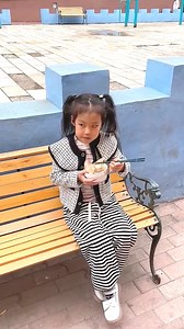 At this moment my head is blank.🤣😆😂 #funny #memes #meme #funnymemes #lol #dankmemes #comedy #fun #love #memesdaily #follow #like #humor #funnyvideos #instagram #tiktok #instagood #lmao #dank #jokes | Fun Family