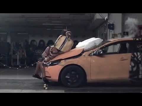 Crash Test 2012 Volvo V40 Pedestrian Airbag: 5 Stars Euro NCap