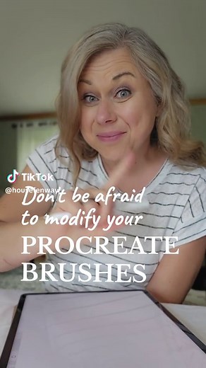 How to reset your Procreate brushes! 🖌 #procreateforbeginners #procreatetutorials #procreatetipsforbeginners #procreatetipsandtricks