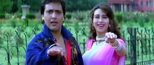 43K views · 2K reactions | Song : Main Toh Raste Se Ja Raha Tha ❤️鹿 Singer(s) : Kumar Sanu, Alka Yagnik Movie : Coolie No.1 | 1995 | Songs Forever | Facebook