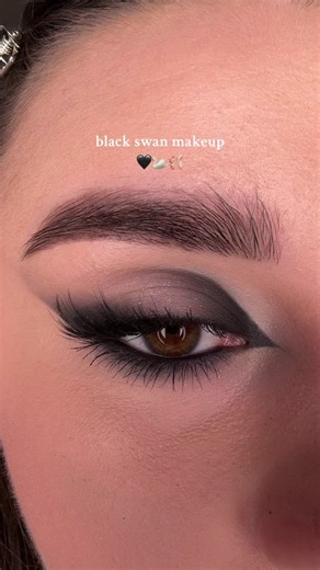 The black swan makeup look | MetDaan Makeup