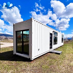 [Hot Item] Zhongnan Solar Panel 2 3 4 Bedroom Shipping Container House