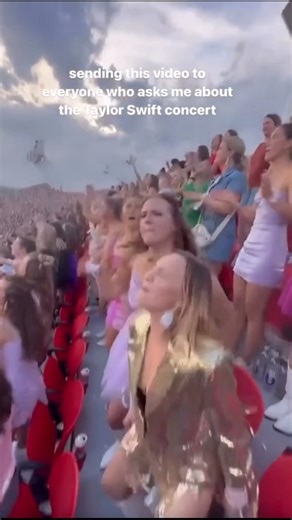 276K views · 3.3K reactions | What non swifties see  #taylorswift #swifties #sidthesloth #toofunnynottoshare #crazygirls #funnyreels #funnyreelsdaily #funnyvideosdaily #viralreels #funnyshit | Too Funny not to Share | Facebook