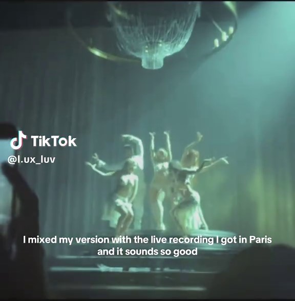 Aquamarine Live Performance at Addison Rae Tour