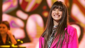:D Viki Gabor swoim utworem #Superhero 🦸‍♀️ zawładnęła sercami Widzów Szansa na sukces 🎤 To dzięki Waszym głosom będzie reprezentować Polskę na Junior Eurovision Song Contest - wielki finał konkursu 24 listopada na Śląsku w Gliwice 🌃 #BądźmyRazem ;) | Telewizja Polska