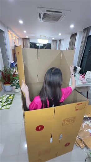 ขังตัวเองทำไม