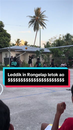 Listen to the lyrics every time the song says smack that a lady from Rongelap slaps it. Very catch very fun to edit. Enjoy the reels. Thank you #marshalleseontiktok🇲🇭 #fypシ゚viral #majuro #volleyball @Jakwe10