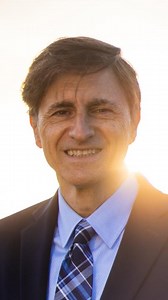 “Welcome to paradise!” is how Guillermo Baudino, Director of Housekeeping at Courtyard by Marriott Anaheim Theme Park Entrance greets every guest. For this larger-than-life personality, it's both a catchphrase and a promise. https://marr.in/61894qbo7 #MIExcellence | Marriott International