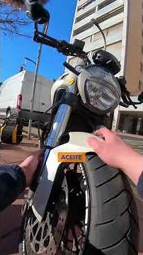 WE REVIEWED THIS DUCATI MONSTER 696
