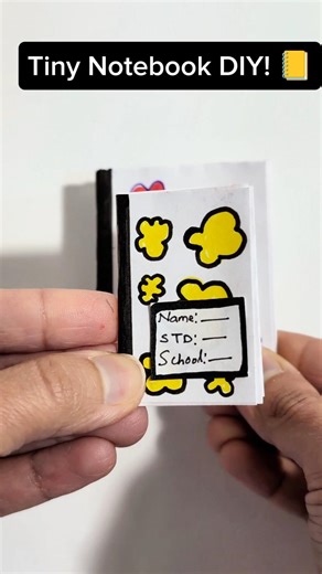 DIY Tiny Notebook 📒 | Easy Mini Paper Craft #shorts