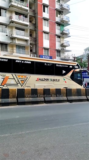 Shadhin Travels : Cox's Bazar To Chittagong Business Class ISUZU LT 133P AC Bus #BusBD #bdbus #reels #shorts #coxsbazar #BUSESOFBD #vehicleemotiobynafi | Vehical Emotion by Nafi