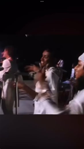 KC & THE SUNSHINE BAND - Keep It Comin’ Love 1977 | Club70