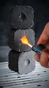 This Charcoal Reduces Deforestation! Most people don’t know that charcoal can be made without cutting down trees. This special charcoal is produced from rice husks — a waste material that farmers usually throw away. These husks are processed and carbonized, turning them into a strong and durable fuel. It burns hotter than traditional wood charcoal and lasts much longer. The biggest advantage? It reduces deforestation, provides cleaner energy, and turns agricultural waste into a valuable source o