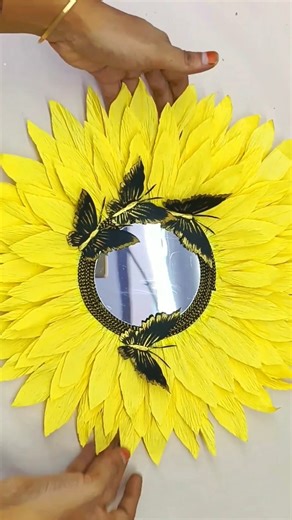 How to Make a Paper Flower Wall Hanging Everyone Will Ask About #crafts #walldecor