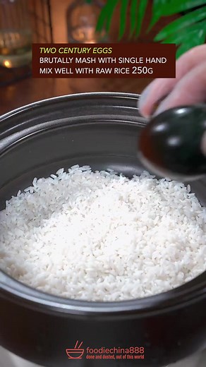 23K views · 198 reactions | Easy & quick century egg congee with lean meat recipe in China. Have u ever tried it before? #recipe #congee #centuryegg #cooking #chinesefood #comfortfood #breakfast | foodiechina888 | Facebook