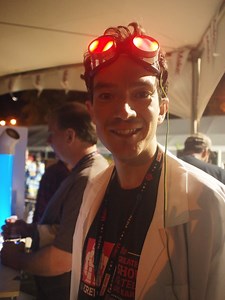 Sam Freeman’s LED Goggles with Adafruit NeoPixel Rings #MakerFaire