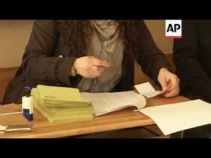 Reaction as voting gets underway in Diyarbakir