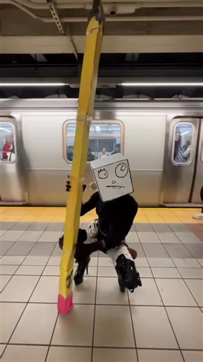 Shaavani Lolvanski on Instagram: "ANY LAST WORDS DOODLE!? ✏️😁 #doodlebob #halloween #nyc"