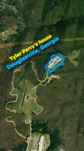 Johanys Osuna | Atlanta Realtor on Instagram: "La mansión de Tyler Perry en Douglasville, Georgia es una locura total. Lujo, privacidad y una historia que pocos conocen. Georgia tiene muchísimo más que mostrar y este lugar es solo una muestra. 👉 Para conocer todo sobre Georgia, desde mansiones hasta spots secretos, sígueme ahora. 📍Johanys Osuna – Tu Realtor de confianza 📞 678-898-8596 #atlanta #georgia #eeuu"