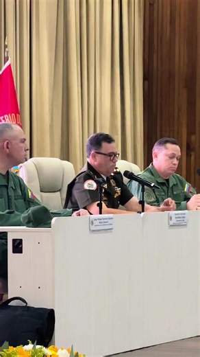 !!Chávez Vive para siempre!! Chávez en nuestros corazones, como lo expresa el MPPD GJ Gustavo González López: “El legado de nuestro Cmdte. Chávez no se mide en años, sino en la huella profunda de amor al prójimo y en la atención al pueblo, en su humanismo. “El Honor es su Divisa” La Patria es Primero!!!