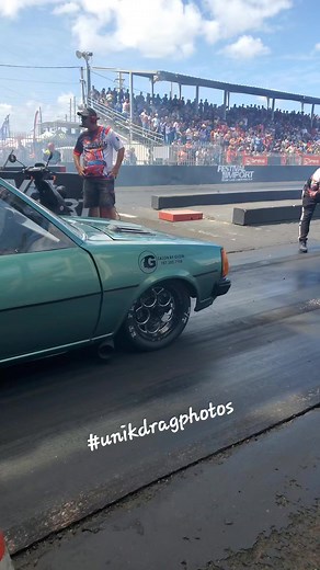 14K views · 524 reactions | ThrowBack Thursday ✅️ Giannella GLC vs El Curioso  Festival Import de las Américas March 2022 Salinas Speedway Puerto Rico #unikdragphotos #Festivalimportdelasamericas #salinasspeedway #giannellaracing #mazdaglc #elcurioso #vw #Import #dragracing | UNIK DRAG Photos | Facebook