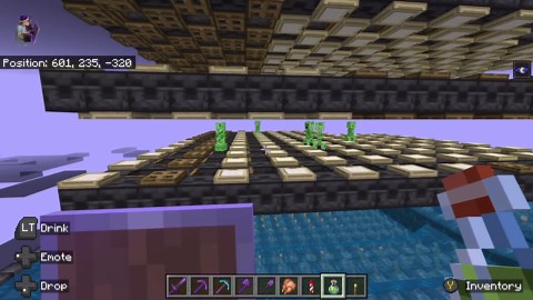 Creeper farm path finding broken when replacing buttons for trap doors.