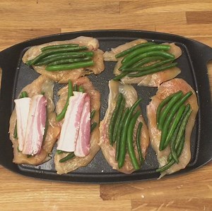 Ha egy egyszerűen finom, csirkemell receptre vágysz, mi ezt ajánljuk! :D RECEPT az alábbi linken: http://gastrohobbi.cafeblog.hu/2016/07/05/csirkemell-zoldbabbal-es-sajttal-sutve-gmlm/ #egyszerűenfinomatgm #gastrohobbi #feeling | GastroHobbi
