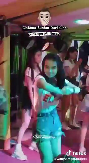 #elfarmusik #storymakassar #fypシ゚viral #bugis #sulawesiselatan #viral?fypシ #musikelecton #djelecton @elfar_musik_entertaiment