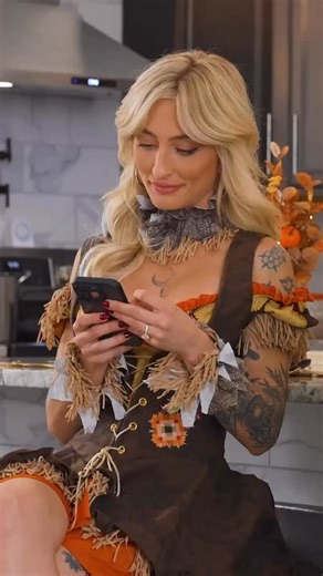 Bratty Milf on Instagram: "Corn hub 🌽 Parker Ambrose @xparkerambrose.online Gigi Dior @gigidiorsfw Kathryn Mae @kathrynmae.tv Enzo East @enzoeasttt"