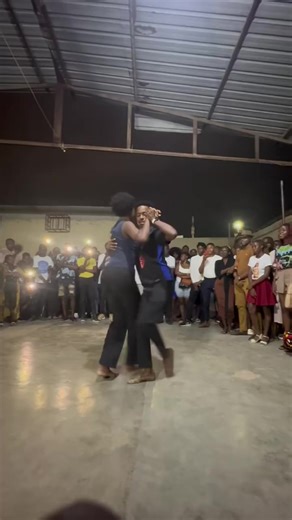 Roda de Semba Show 🔥🔥🔥 Fátima e Biel #angola🇦🇴portugal🇵🇹brasil🇧🇷 #viral_video