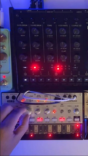 Korg Drumlogue - volca bass - volca keys live jam