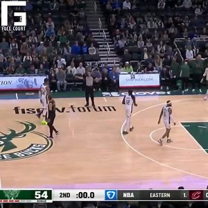 “He smacked you cuz you was acting a fool” — Giannis to Claxton 😭 | Full Court