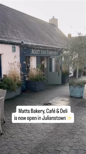 A new addition to Julianstown ✨ Matts Bakery, Café & Deli is now open with breads, pastries, sandwiches, rotisserie favourites, wine and great coffee to-go. Make sure to pop in and see what’s new - we’re so excited to welcome you! ⏰ Open: Mon–Fri 8am–5pm | Sat–Sun 9am–5pm Follow Matts Bakery, Café & Deli for more ✨ | Matt the Thresher Julianstown