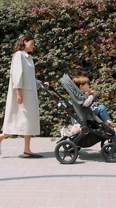The ultimate side-by-side stroller for growing families 💫 The Bugaboo Donkey 5 seamlessly converts from a spacious single to a double stroller, designed to keep siblings close. Add the Bugaboo comfort wheeled board , and there’s even room for a third when your eldest gets tired. | Bugaboo