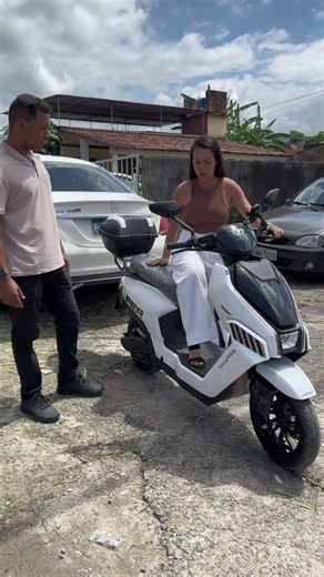 Quase leva a moto elétrica novinha da moça! Scooter elétrica Kaspe (21) 97254-9545