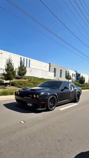 Dodge Challenger Hellcat 🖤 🖤 #dodge #challenger #hellcat #reels #fbreels #trending #viralreels #viral | 4UCars