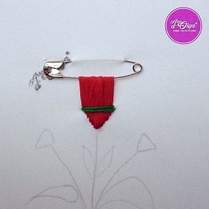 11M views · 106K reactions |  ¡Hola! Te comparto cómo realizar flores con flecos con materiales fáciles de conseguir. | Artesd'Olga | Facebook