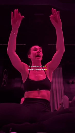 I teach with my hands 🙂‍↕️ In @csb at @practice room nyc #pilates #pilatesteacher #groupfitness