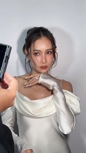 Softer clouds.. stronger glow ☁️✨ 2026 ☁️ cloudy dress @camilia_studio 💋 glow stain tint @cho_cosmetics Mua @chartmakeup Hair @zam_zambe | เนย โชติกา