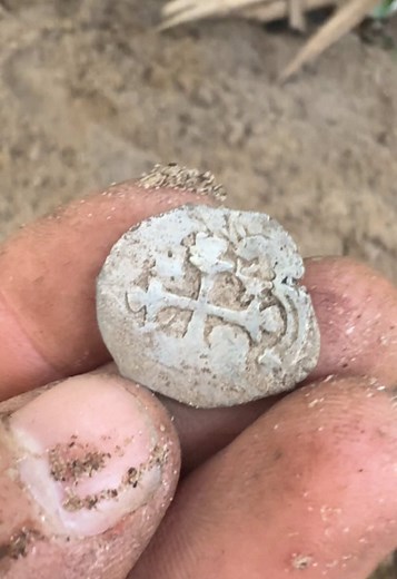 Metal Detecting Slave Trade Port: Slave Ring & Pirate Coin