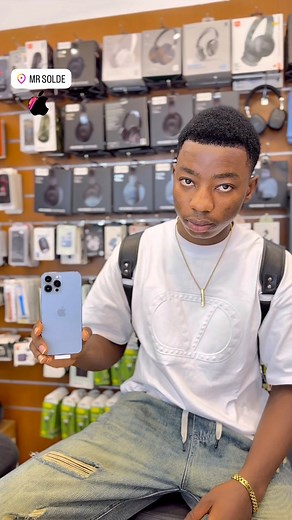 L’achat d’un smartphone haut de gamme n’est pas un Luxe mais une nécessité merci Simon pour la confiance 🙏🏽📱 | Mr solde