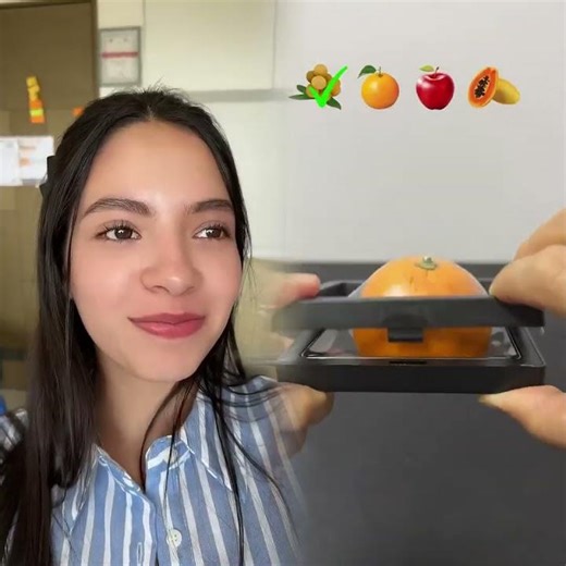 WHAT IS YOUR FAVORITE COLOR 🤩